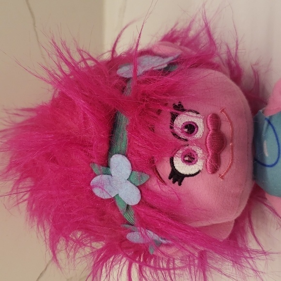 DREAM Works Trolls Plush Doll Pink Hair 12" tall - Picture 2 of 9